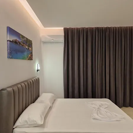 Hotel Fenix Ksamil
