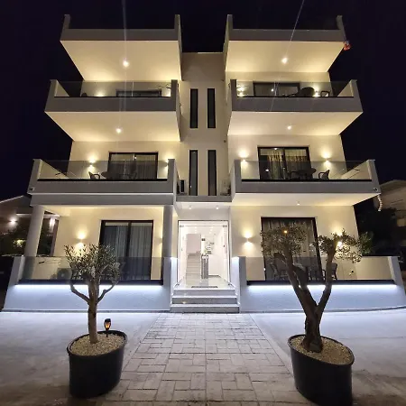 Fenix Hotel *