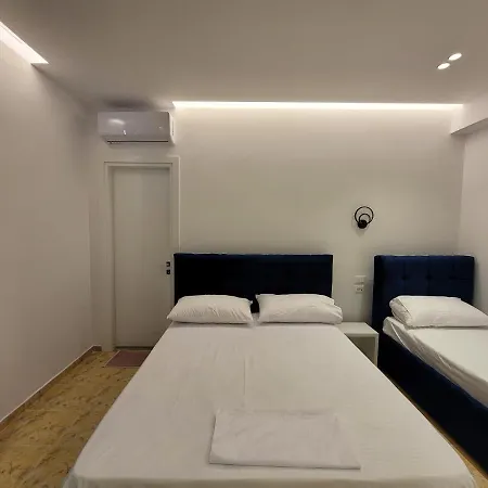Fenix Hotel *